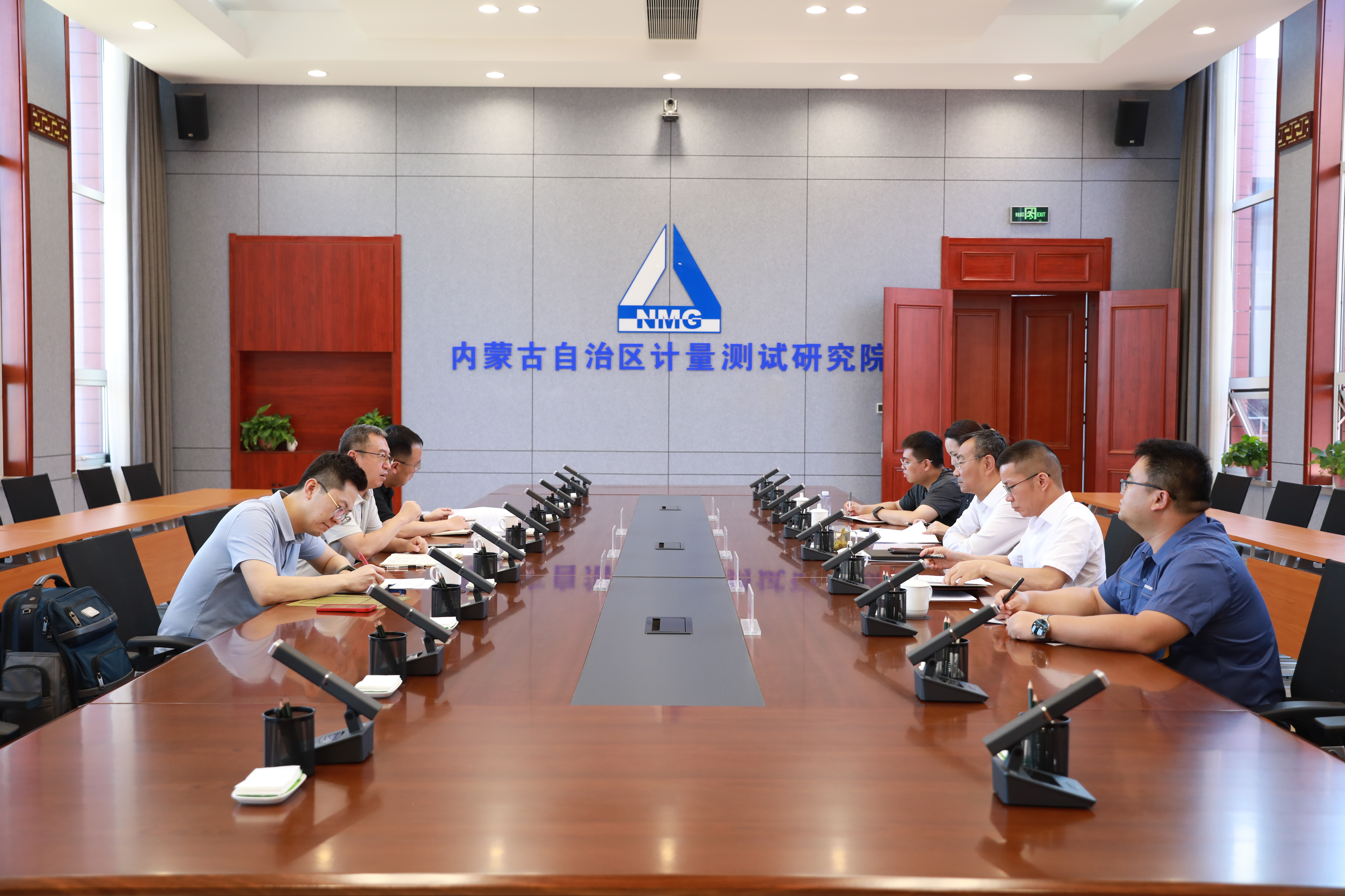 z21H1A3976.JPG z21H1A3976.JPG